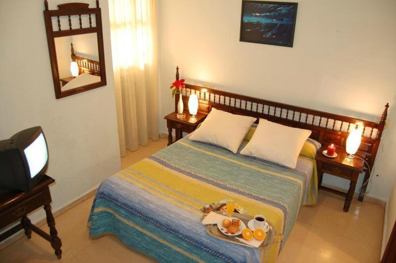 Hostal Los Infantes Саламанка Экстерьер фото